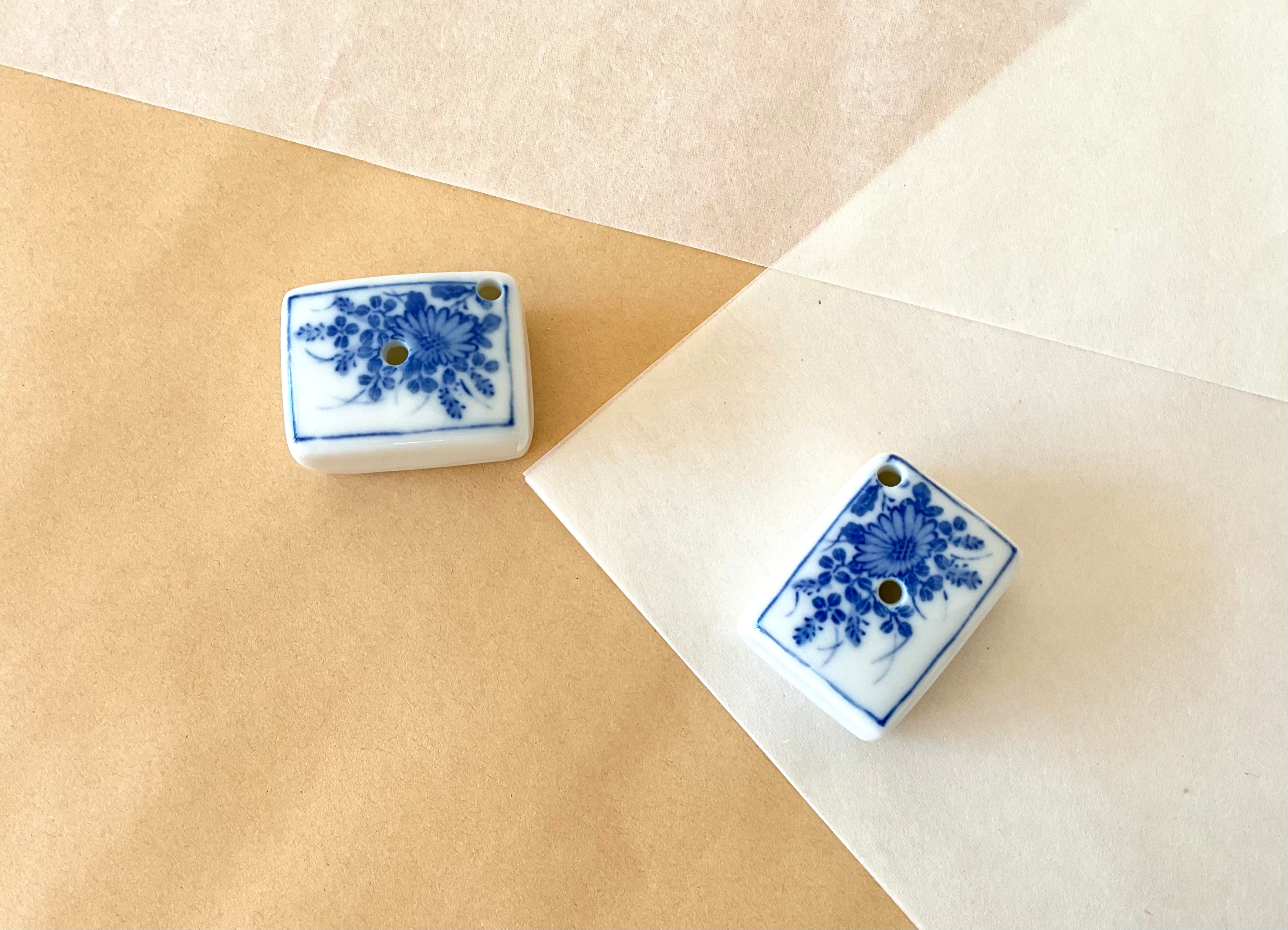 Japanese Porcelain Water Dripper - Sometsuke Floral Ceramic for Ink Grinding